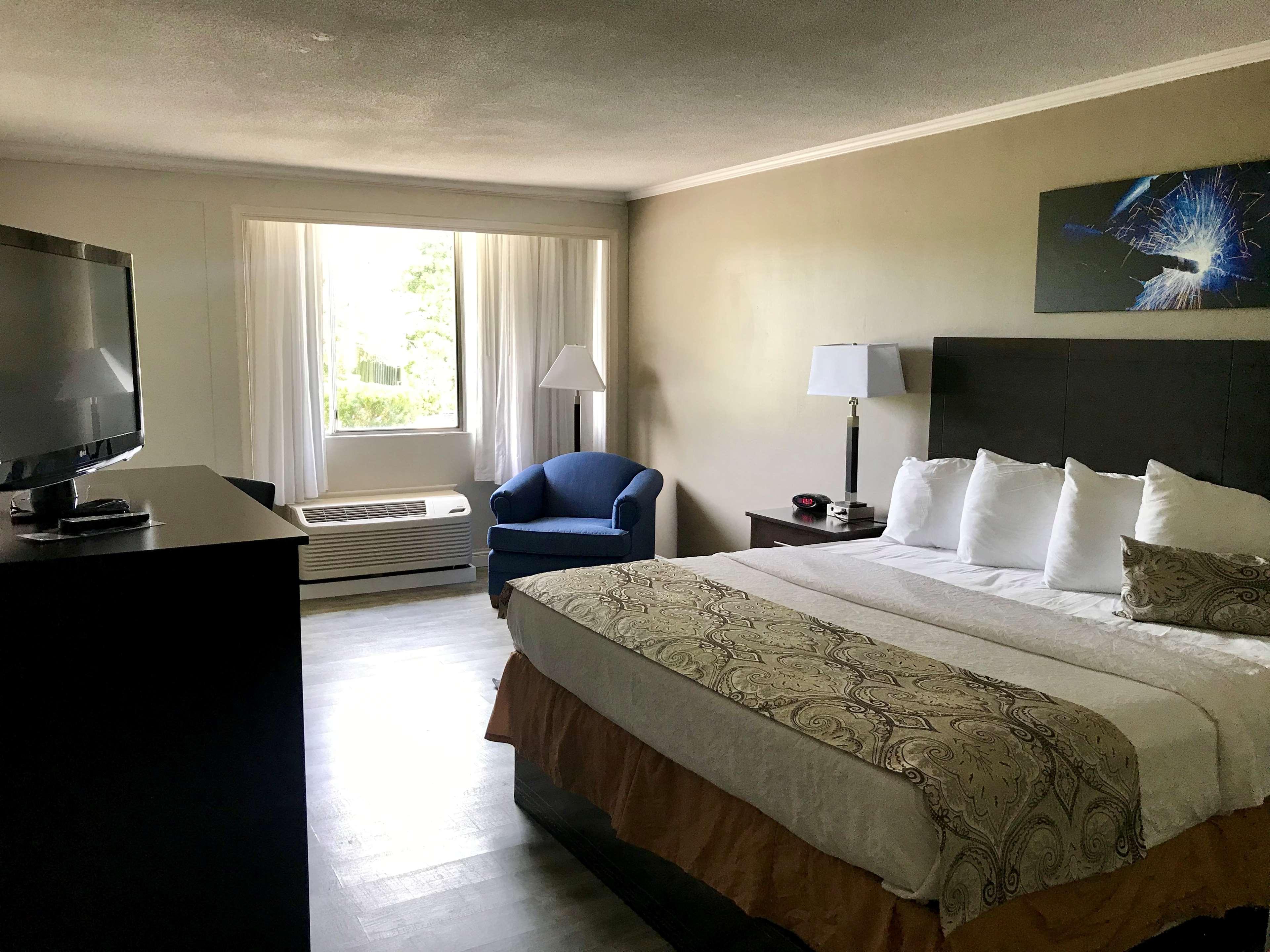 Surestay Plus Hotel By Best Western Lehigh Valley Bethlehem Exterior photo
