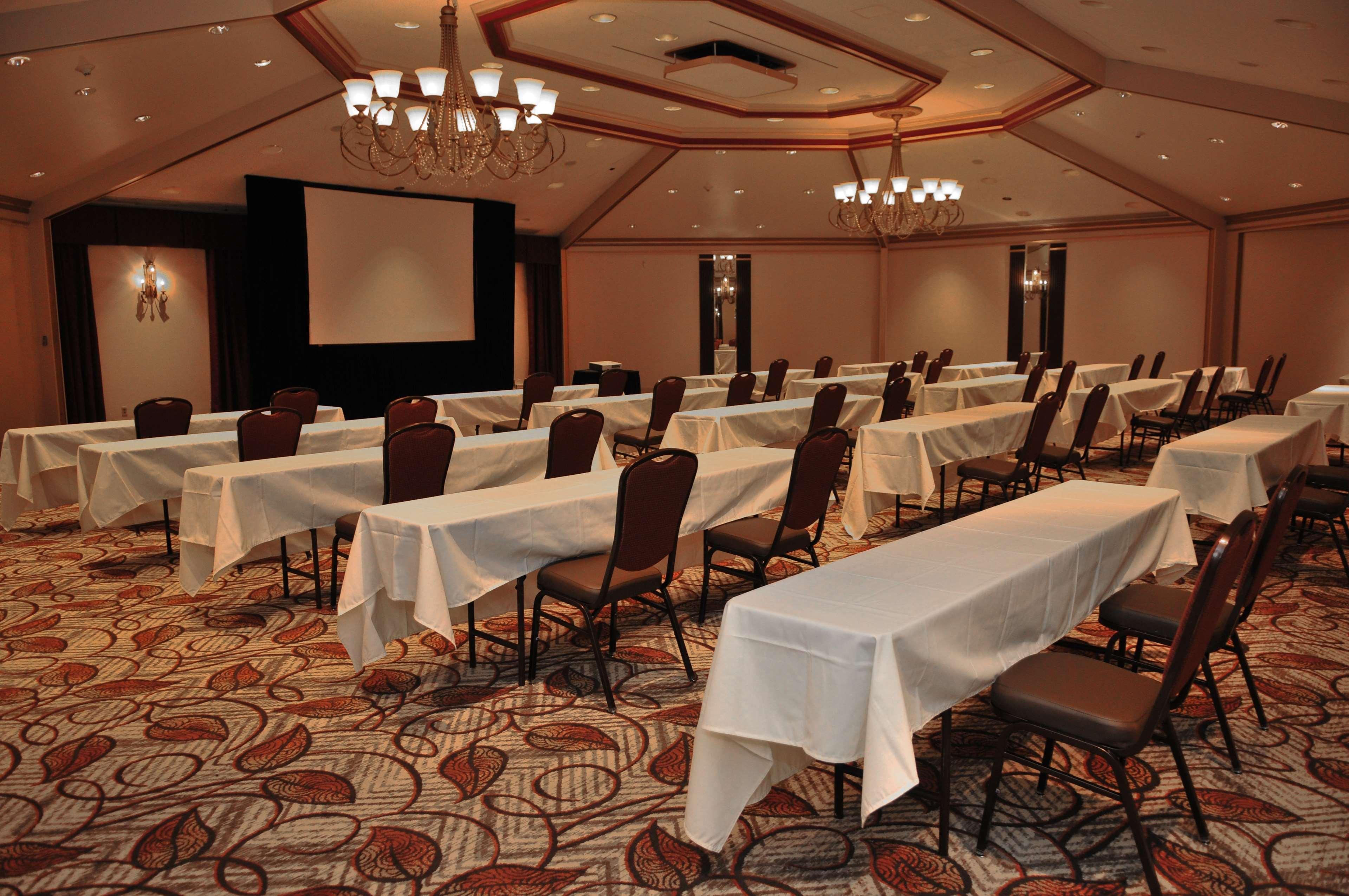 Surestay Plus Hotel By Best Western Lehigh Valley Bethlehem Exterior photo