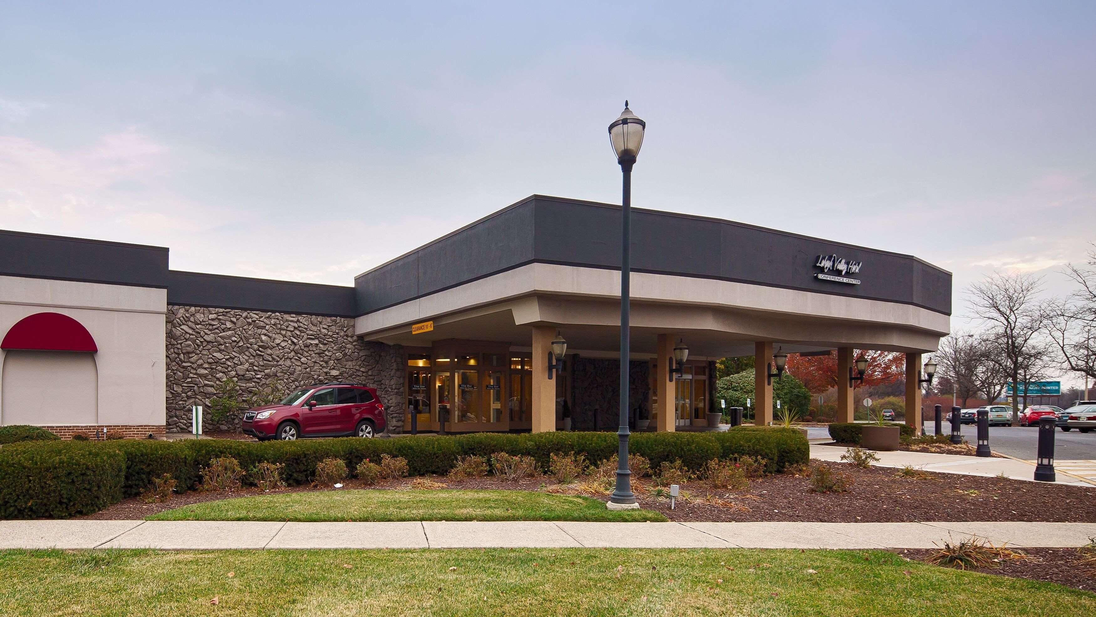 Surestay Plus Hotel By Best Western Lehigh Valley Bethlehem Exterior photo